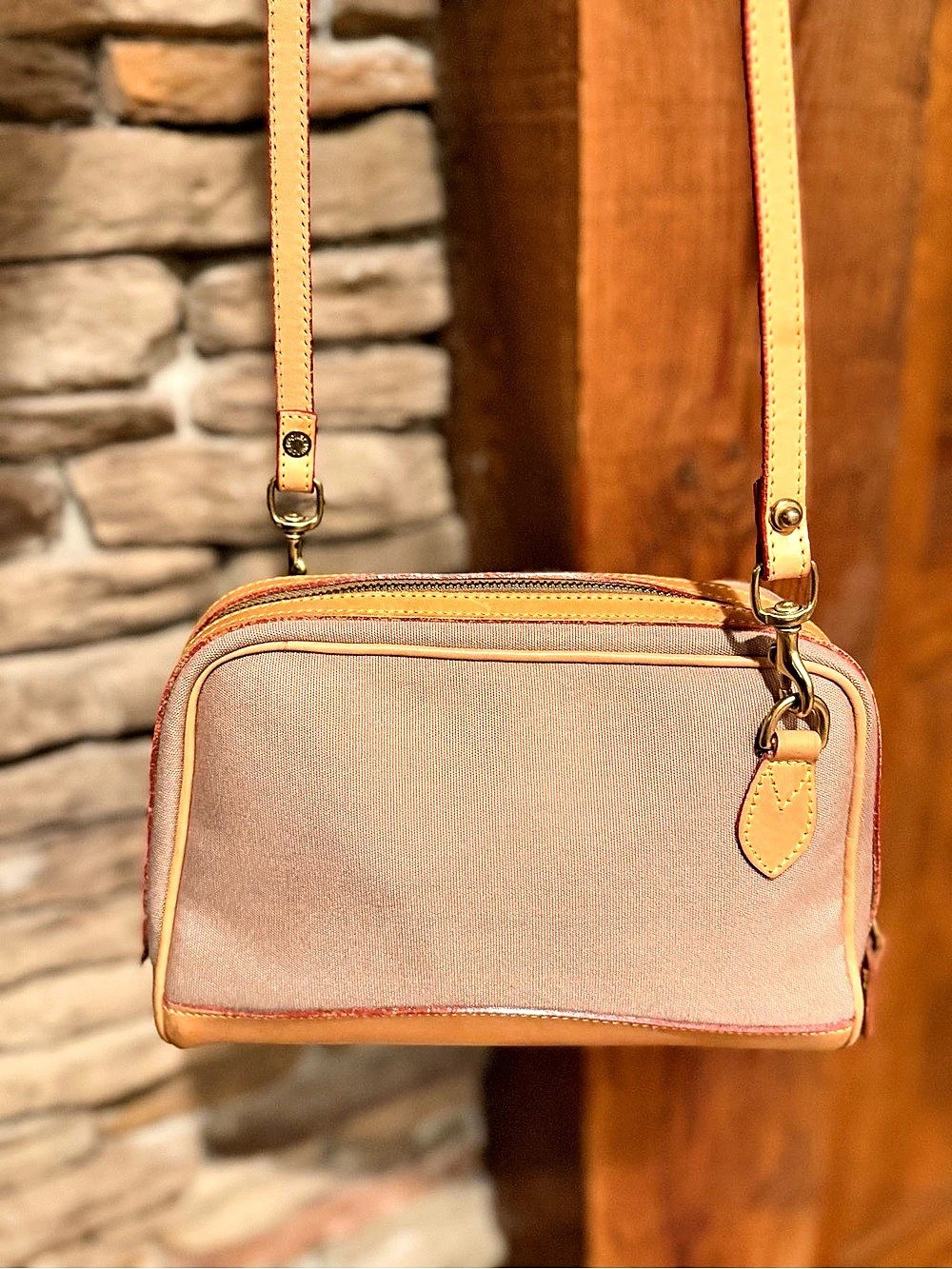 Dooney & Bourke Vintage Canvas Crossbody Bag with Leather Trim and Hang Tag - Picture 4 of 12